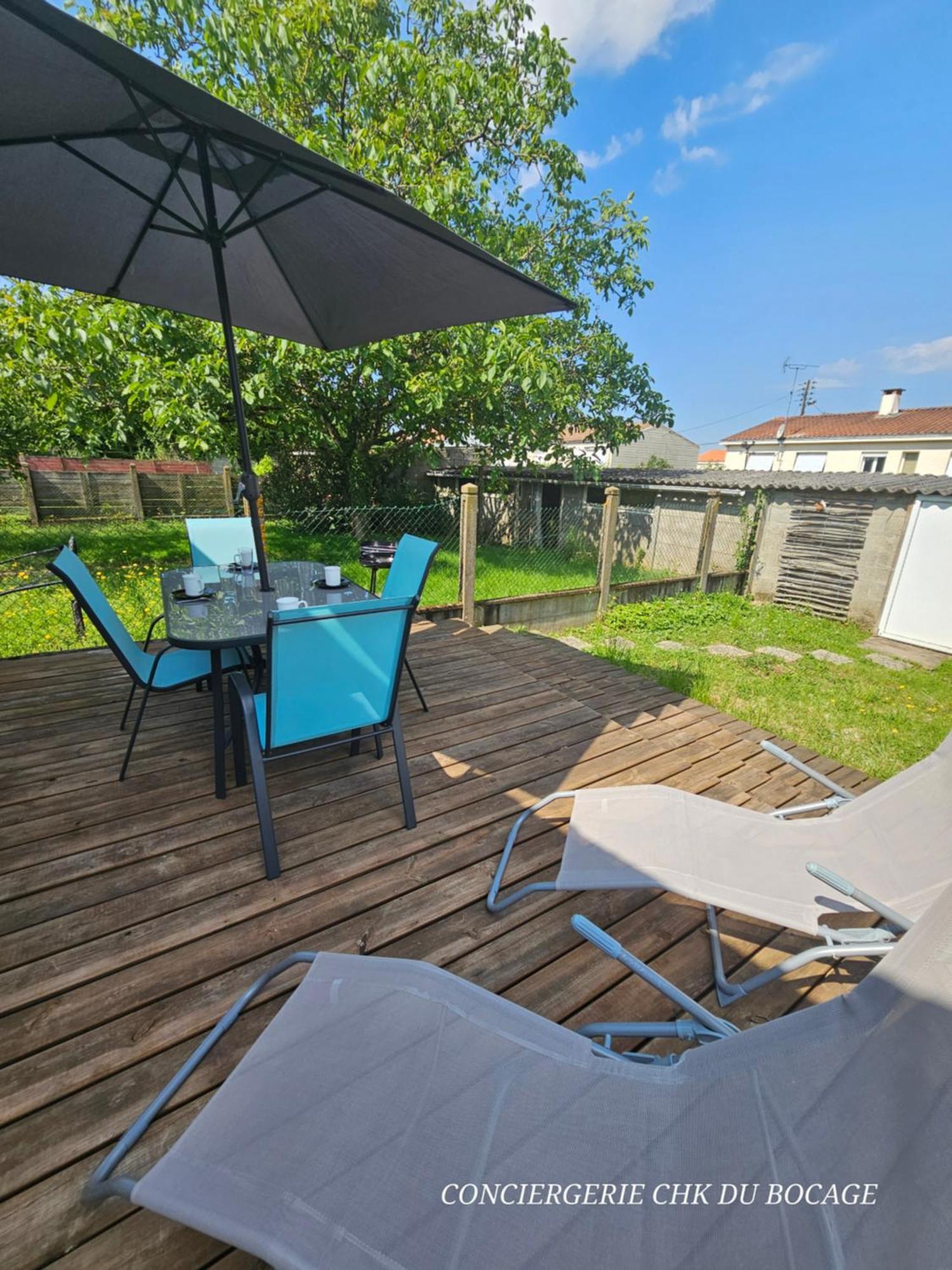 Le Petit Ecureuil Charmant Gite Jardin Terrasse Les Herbiers Zewnętrze zdjęcie